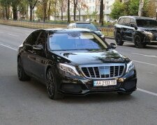 В Киеве засекли уникальный Mercedes, автолюбители пускают слюни: "О таком можно только мечтать"