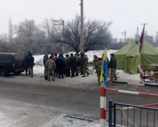Блокадники звинуватили копів в провокаціях