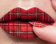 Неймовірні картини на губах від канадського майстра (фото)