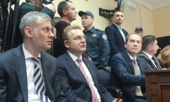 Львов рискует утонуть в мусоре, суд "зарубил" грандиозный проект Садового