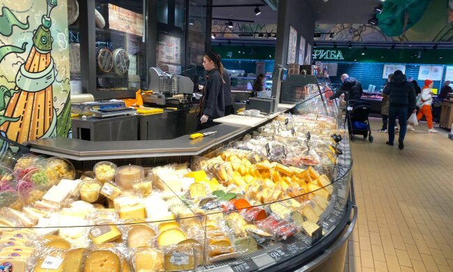 Сир у супермаркеті, фото