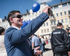 Розлючений натовп побив Шкіряка