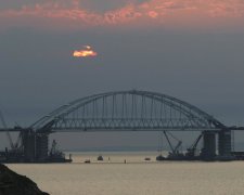 Украинцам показали свежие фото Крымского моста: тотальная пустота, сторонятся даже чайки