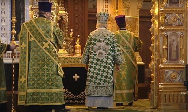 церковь, скриншот из видео