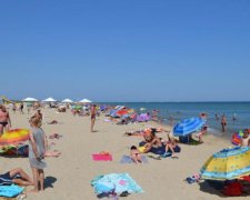 Мусор, пробки, торгаши: во что превратился крупнейший одесский курорт