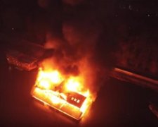 Пожар в Киеве сняли с высоты птичьего полета (видео)