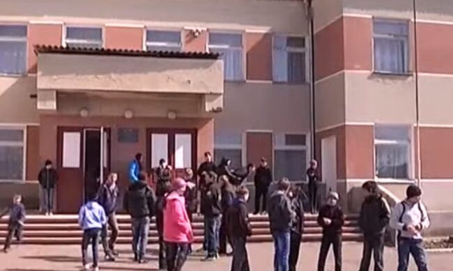Ходить до школи, готується до пологів - історія 13-річної львів'янки прогриміла на всю Україну