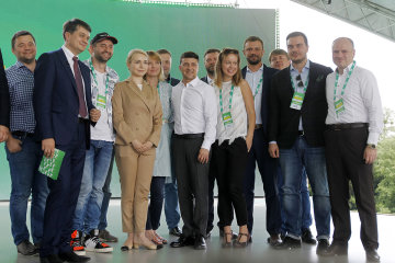 В ряды "Слуги народа" затесалась скандальная королева коррупции: "Провернула десятки наглых схем"