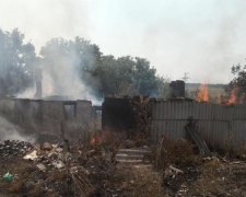 Боевики жгут дома мирных жителей Донбасса