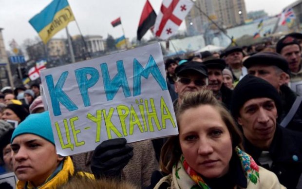 У Криму з'явилися українські сувеніри: фотофакт