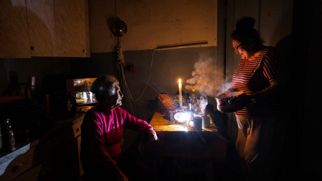 Кто решает, когда выключать свет: энергетики объяснили, как на самом деле формируются графики