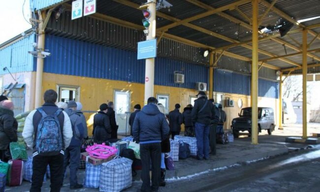 У Гройсмана вигадали, як зупинити заробітчан