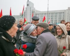 День Октябрьской революции в Республике Беларусь, TUT.by