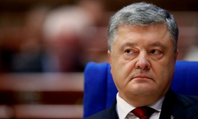 Отменить договор о дружбе с Россией: Порошенко объяснил, что это значит