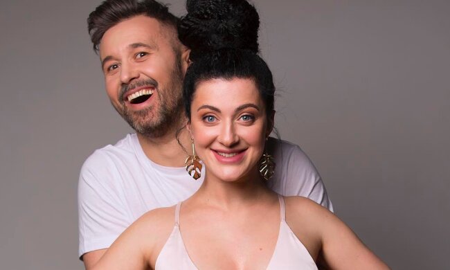 Дружина Сергія Бабкіна Сніжана зворушила танцями з новонародженим сином: "Згадала "Танці з зірками""