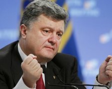 Порошенко закликав не звертати увагу на референдум