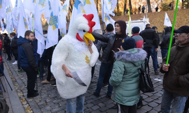 Розмитнювати "євробляхи" стануть по-новому: Рада сказала "так"