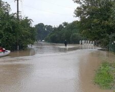 На Львовщине ушло под воду целое село - водный кошмар франковчан стал явью на Галичине