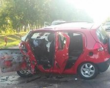 Знайшли один одного: дві жінки-водії загинули в "лобовій" аварії