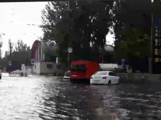 Потоп у Дніпрі, фото: скріншот з відео