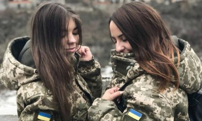 Українки в ЗСУ, скріншот: YouTube