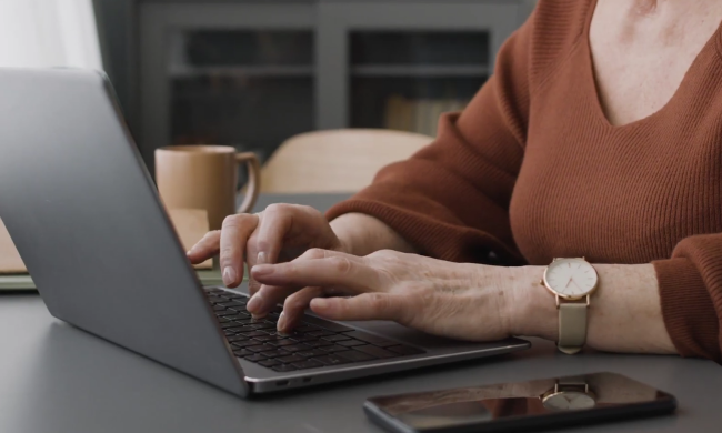 Ноутбук. Фото: скрин youtube