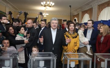 Петро Порошенко проголосував у другому турі