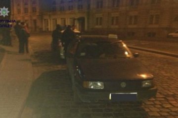 Копы поймали пьяного священника за рулем Kia Cerato