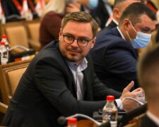 Роман Сеник