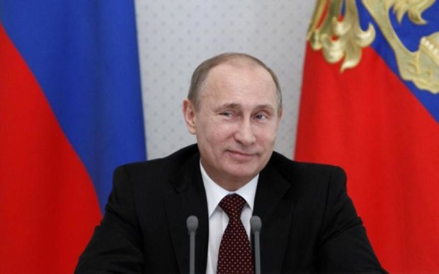 "Мертвые" россияне массово сходятся на выборы Путина
