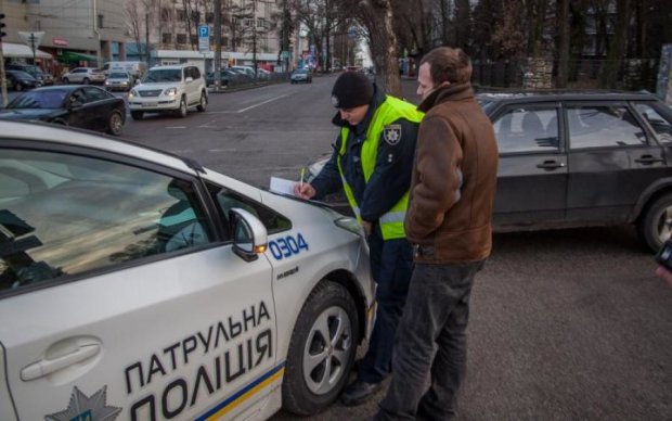 Под Киевом лихач на Жигулях раздавил полицейского