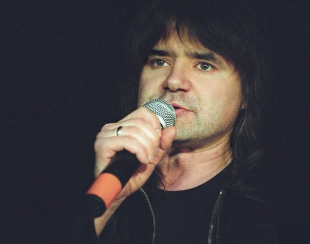 Труп легенди 90-х знайшли в його власній квартирі: ці пісні знав напам'ять кожен