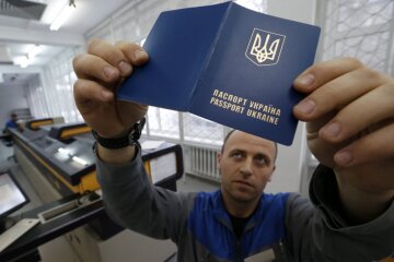 Двойное гражданство в Украине: назвали страны, с которыми это возможно