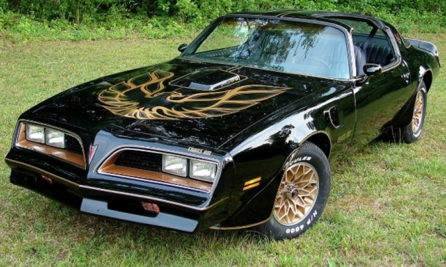 Pontiac 1977 года из знаменитого фильма продали за $550 тысяч