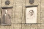 У столиці покинутий будинок прикрасили старовинними портретами (фото)
