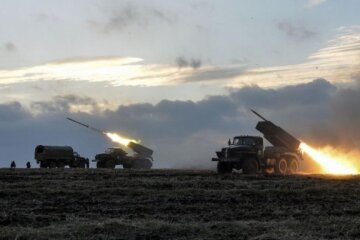 Оккупанты "разносят" Донецкое направление из "отведенки"