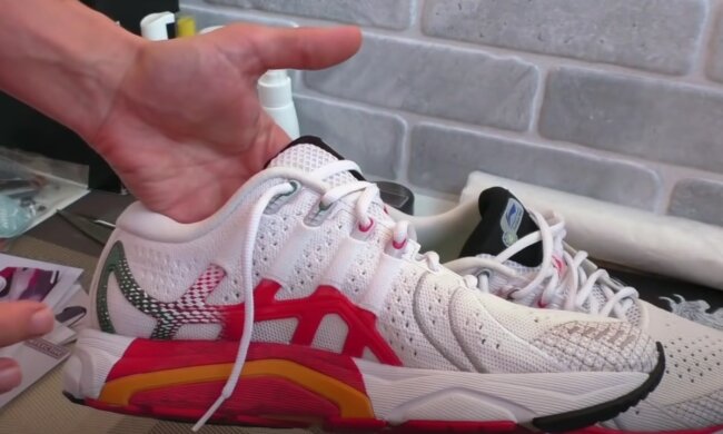 Взуття Фото: скрін youtube