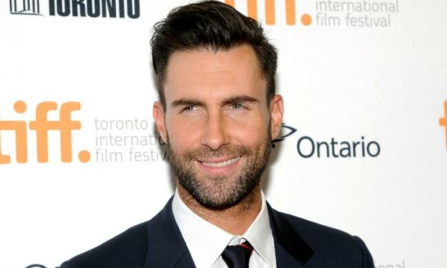 Відомий співак став татом вдруге