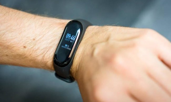 В сети показали бюджетного убийцу Xiaomi Mi Band 3
