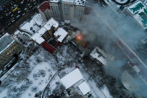 Депутат заявила неожиданное: Табачник сжег в Киеве уникальное здание 19 века ради многоэтажки