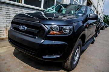 Украина получила новую партию авто от Штатов