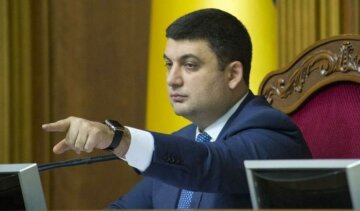 Відставка Гройсмана: чому прем'єр продовжує сидіти в своєму кріслі