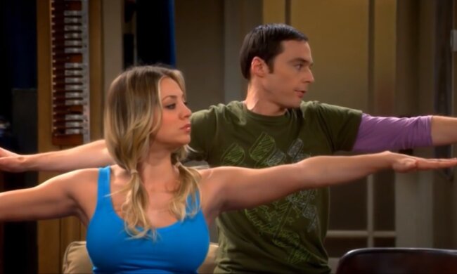 Кейлі Куоко у серіалі "Теорія великого вибуху", кадр з відео