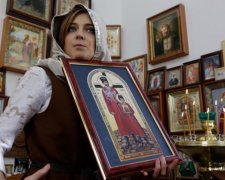 Зрадниця Поклонська написала книгу з промовистою назвою... і знову осоромилася