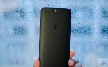 OnePlus 6 показали на відео до презентації