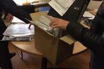 Рубил тысячи на гастролерах Путина: под Франковском накрыли торговца визами, штамповал паспорта пачками