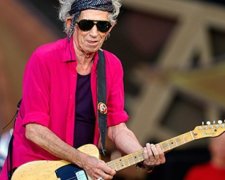 "С утра я регулярно курю косяк" - 71-летний гитарист The Rolling Stones