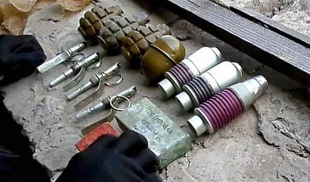 Схованку з вибухівкою знайшли на заводі у Краматорську (фото, відео)