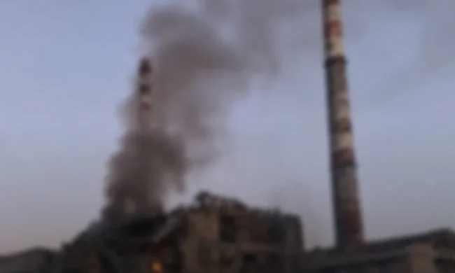 Розбір завалів на Одеській ТЕЦ після російської атаки