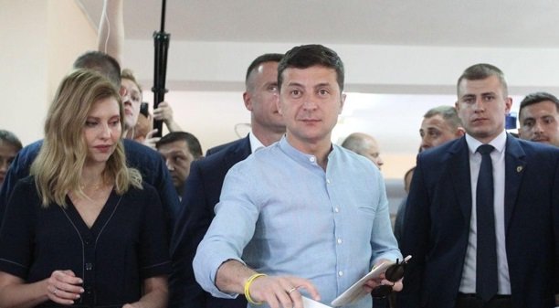 Вибори у Верховну Раду України: явка, дані екзитполів та перші результати